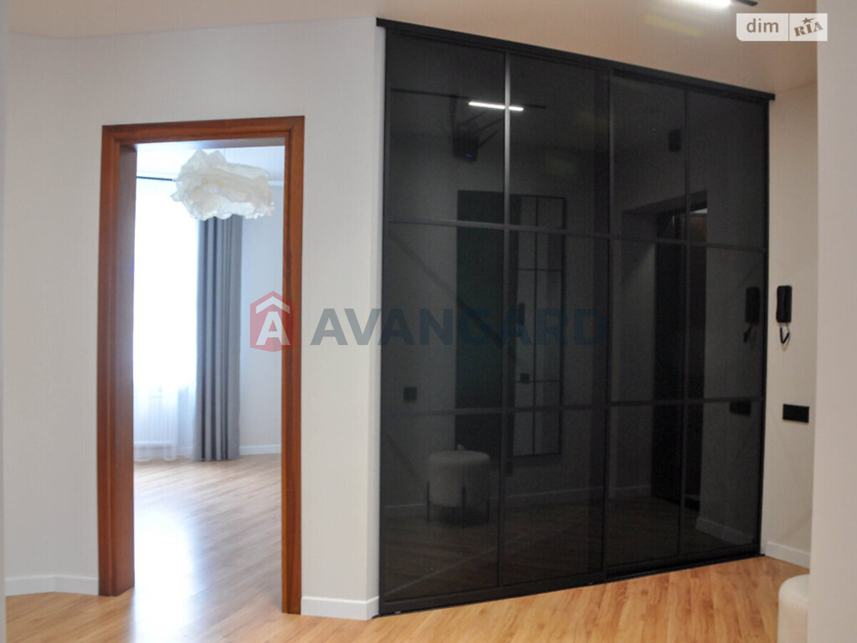 3 кім. квартира, 87/50/14 кв. м., 9/10 поверх фото 27 3 кім. квартира, 87/50/14 кв. м., 9/10 поверх фото 27