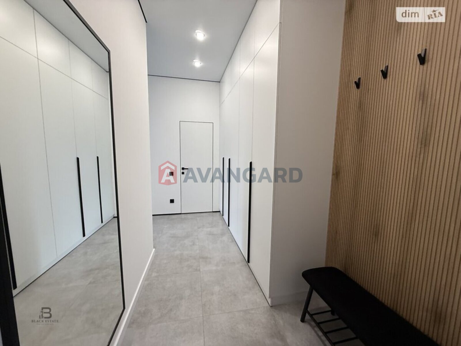 1 кім. квартира, 33/-/- кв. м., 1/3 поверх фото 1 1 кім. квартира, 33/-/- кв. м., 1/3 поверх фото 1