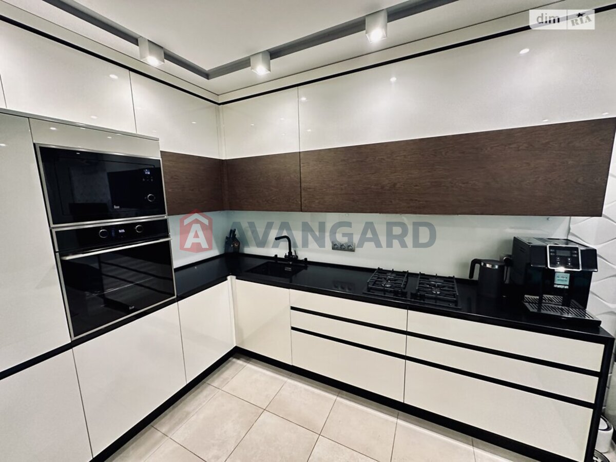 2 комн. квартира, 70/-/18 кв. м., 9/12 этаж фото 4 2 комн. квартира, 70/-/18 кв. м., 9/12 этаж фото 4