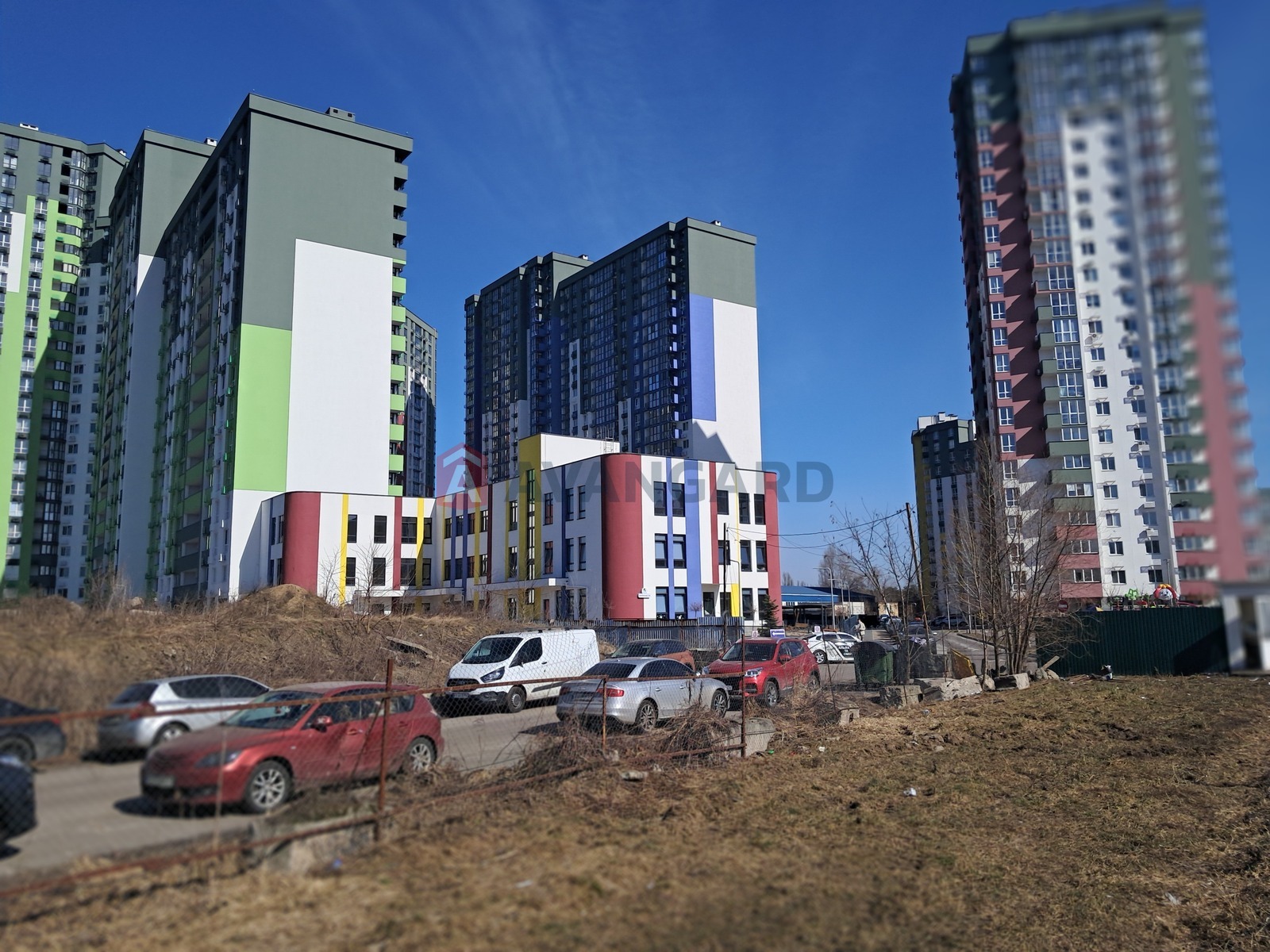 3 кім. квартира, 95/-/16 кв. м., 21/24 поверх фото 1 3 кім. квартира, 95/-/16 кв. м., 21/24 поверх фото 1