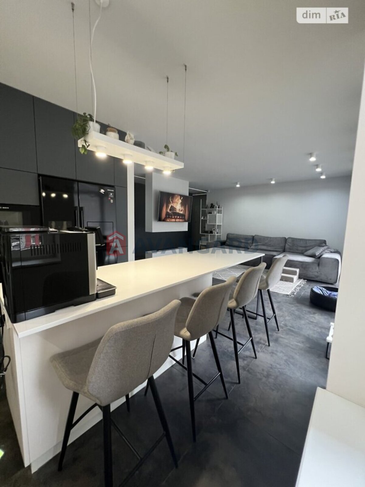 3 комн. квартира, 98/-/- кв. м., 7/10 этаж фото 10 3 комн. квартира, 98/-/- кв. м., 7/10 этаж фото 10