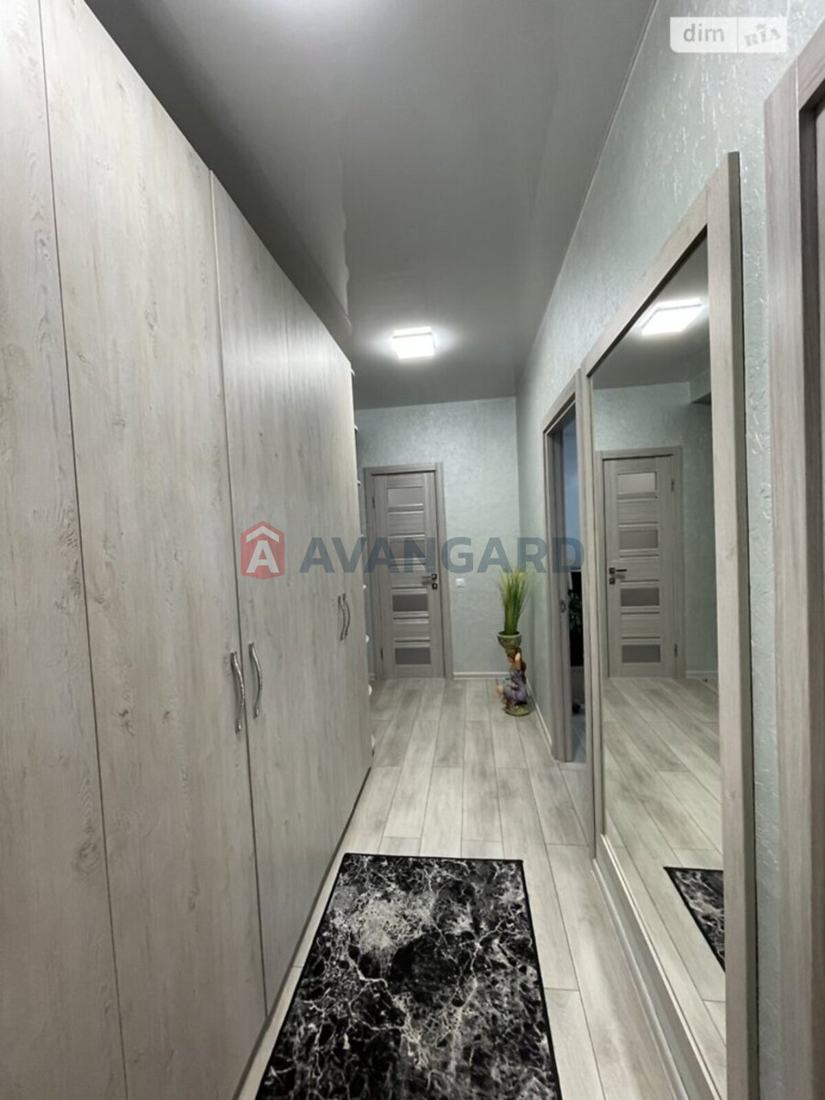 2 кім. квартира, 71/38/11 кв. м., 4/10 поверх фото 10 2 кім. квартира, 71/38/11 кв. м., 4/10 поверх фото 10