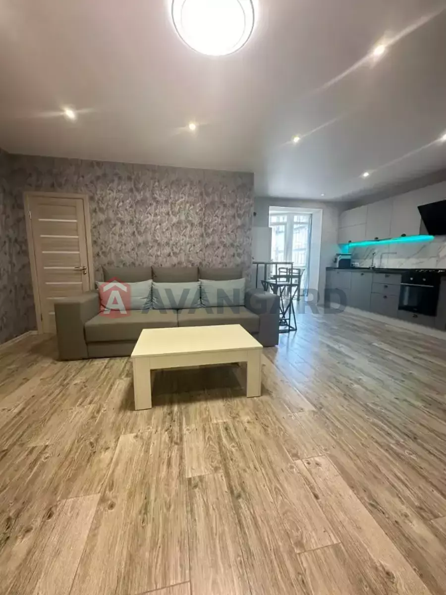 2 кім. квартира, 60/38/18 кв. м., 10/12 поверх фото 5 2 кім. квартира, 60/38/18 кв. м., 10/12 поверх фото 5