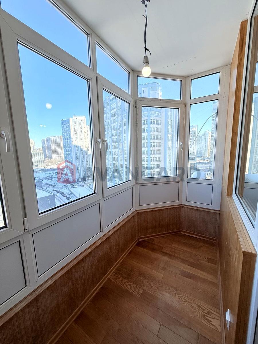 3 кім. квартира, 96.4 / 53.8 / 11.9 м? кв. м., 9/25 поверх фото 4 3 кім. квартира, 96.4 / 53.8 / 11.9 м? кв. м., 9/25 поверх фото 4