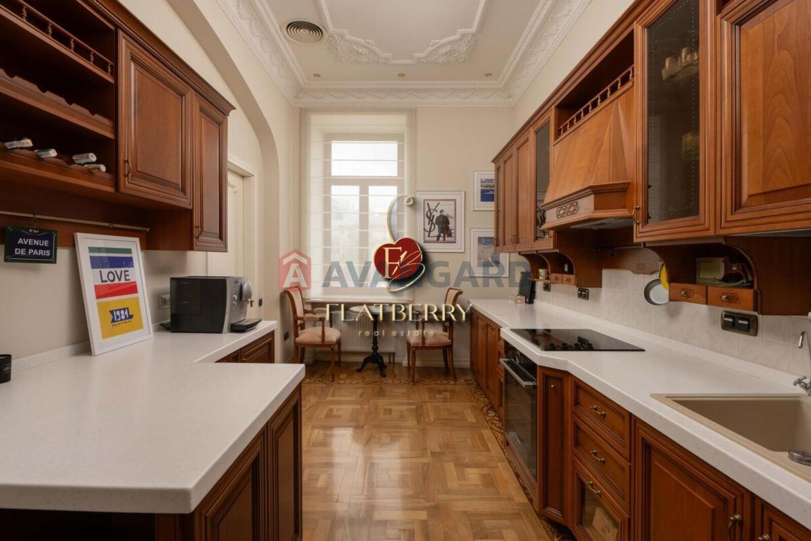 4 комн. квартира, 236/150/15 кв. м., 2/5 этаж фото 17 4 комн. квартира, 236/150/15 кв. м., 2/5 этаж фото 17