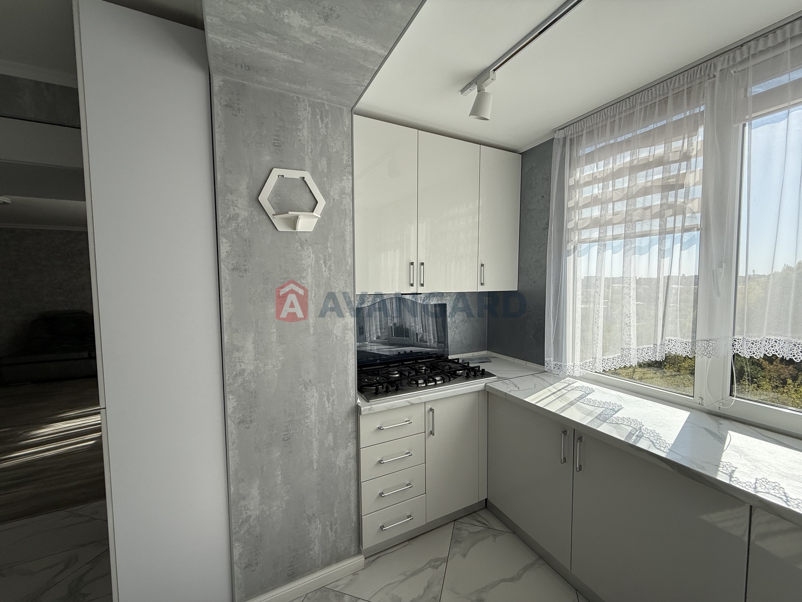 3 кім. квартира, 106/-/19 кв. м., 7/10 поверх фото 6 3 кім. квартира, 106/-/19 кв. м., 7/10 поверх фото 6