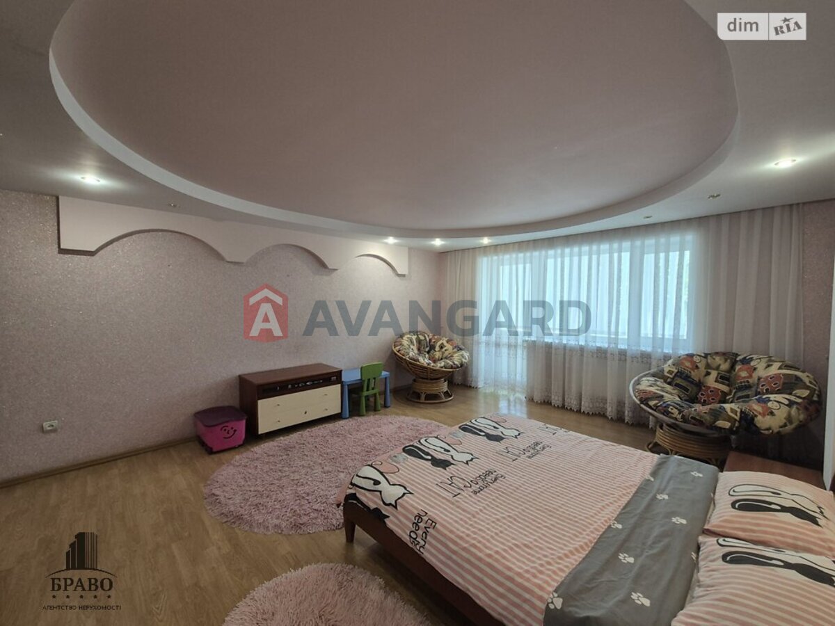 3 кім. квартира, 200/70.4/24 кв. м., 1/1 поверх фото 4 3 кім. квартира, 200/70.4/24 кв. м., 1/1 поверх фото 4