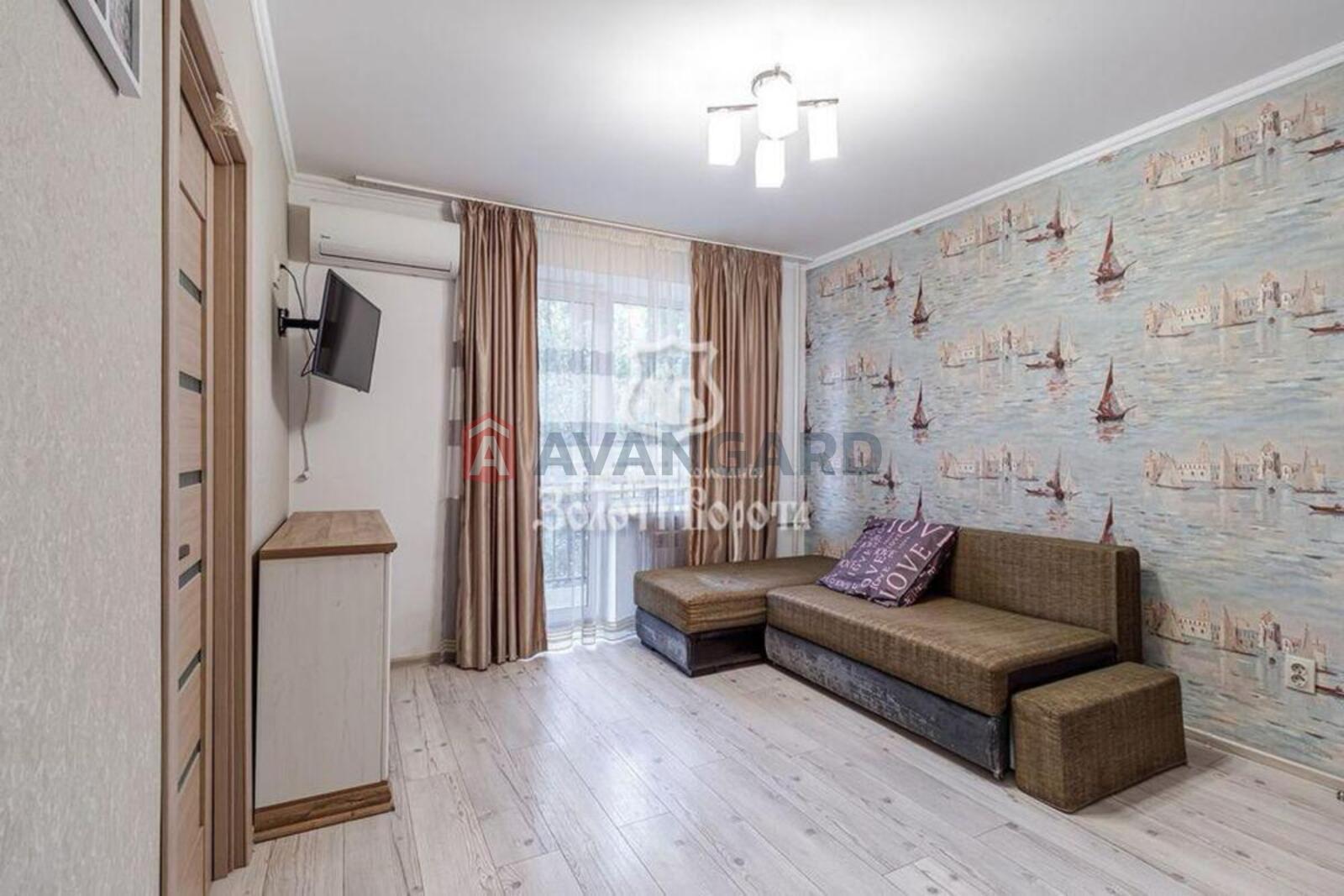 2 кім. квартира, 42/-/6 кв. м., 1/3 поверх фото 1 2 кім. квартира, 42/-/6 кв. м., 1/3 поверх фото 1