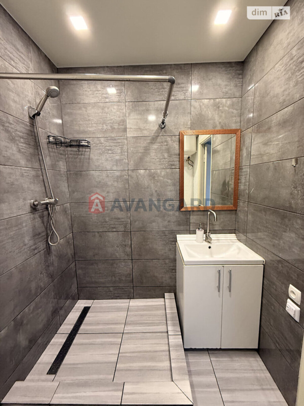 1 кім. квартира, 36/-/- кв. м., 6/9 поверх фото 2 1 кім. квартира, 36/-/- кв. м., 6/9 поверх фото 2