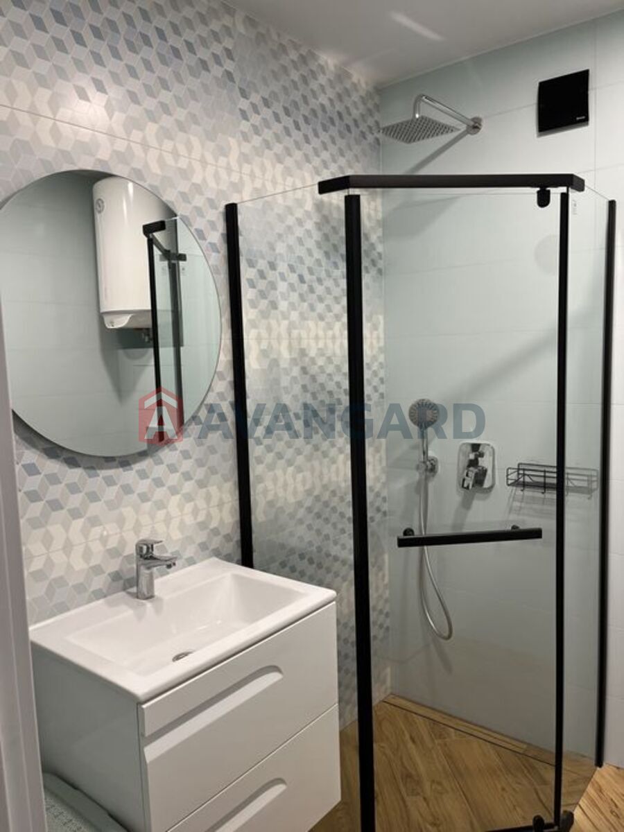 2 кім. квартира, 42/-/6 кв. м., 2/3 поверх фото 5 2 кім. квартира, 42/-/6 кв. м., 2/3 поверх фото 5