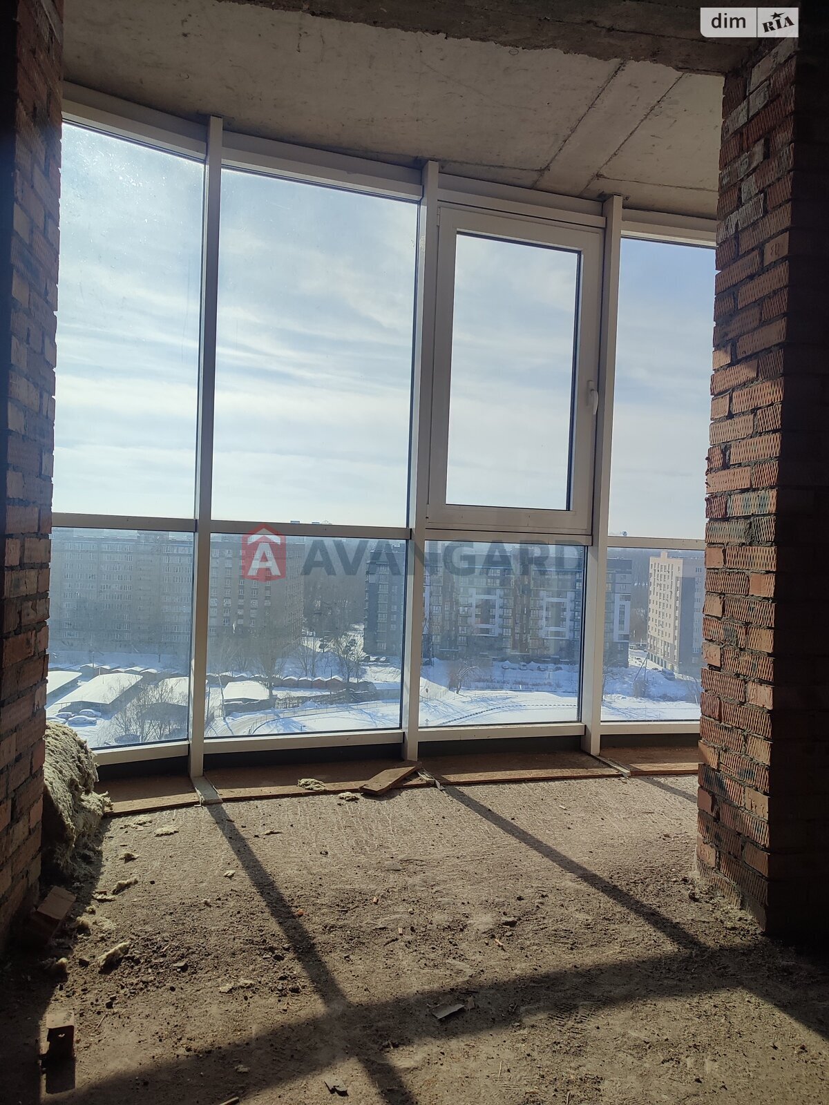 4 кім. квартира, 194/-/- кв. м., 9/10 поверх фото 5 4 кім. квартира, 194/-/- кв. м., 9/10 поверх фото 5