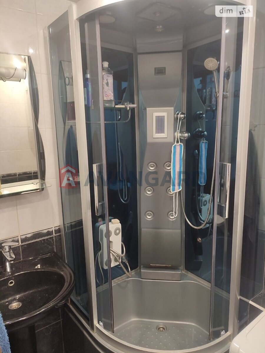 3 комн. квартира, 56/-/6 кв. м., 1/5 этаж фото 6 3 комн. квартира, 56/-/6 кв. м., 1/5 этаж фото 6