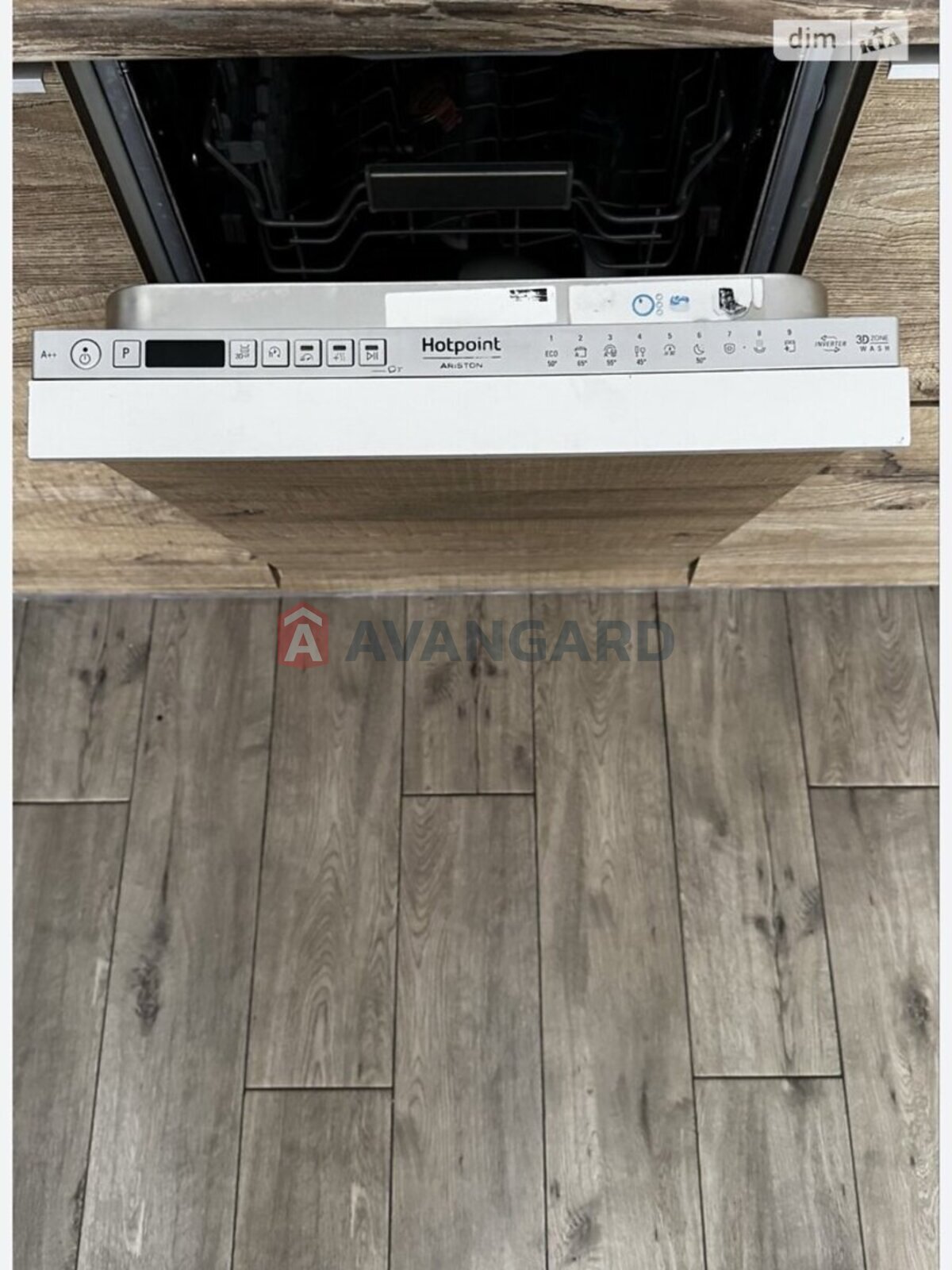 3 кім. квартира, 97/70/17 кв. м., 10/10 поверх фото 5 3 кім. квартира, 97/70/17 кв. м., 10/10 поверх фото 5