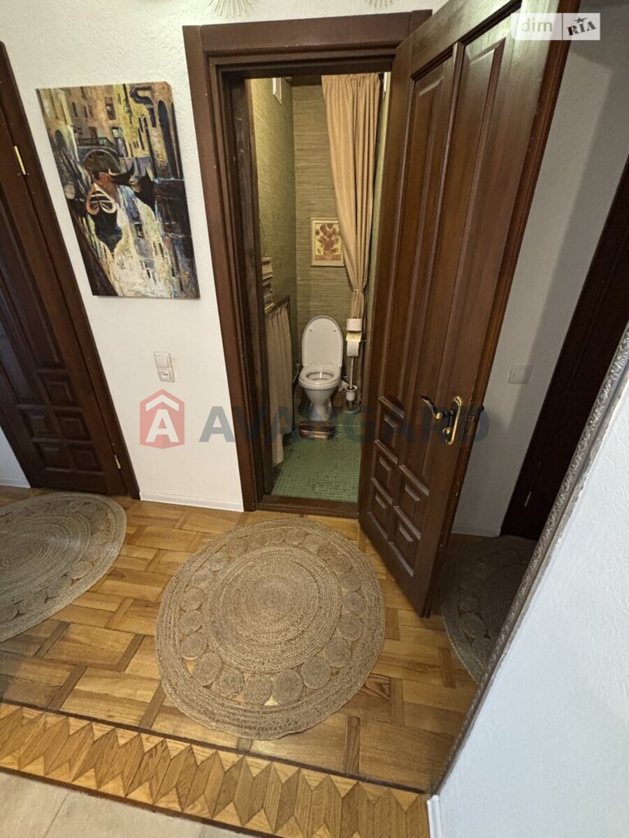 4 кім. квартира, 73/-/9 кв. м., 6/9 поверх фото 7 4 кім. квартира, 73/-/9 кв. м., 6/9 поверх фото 7