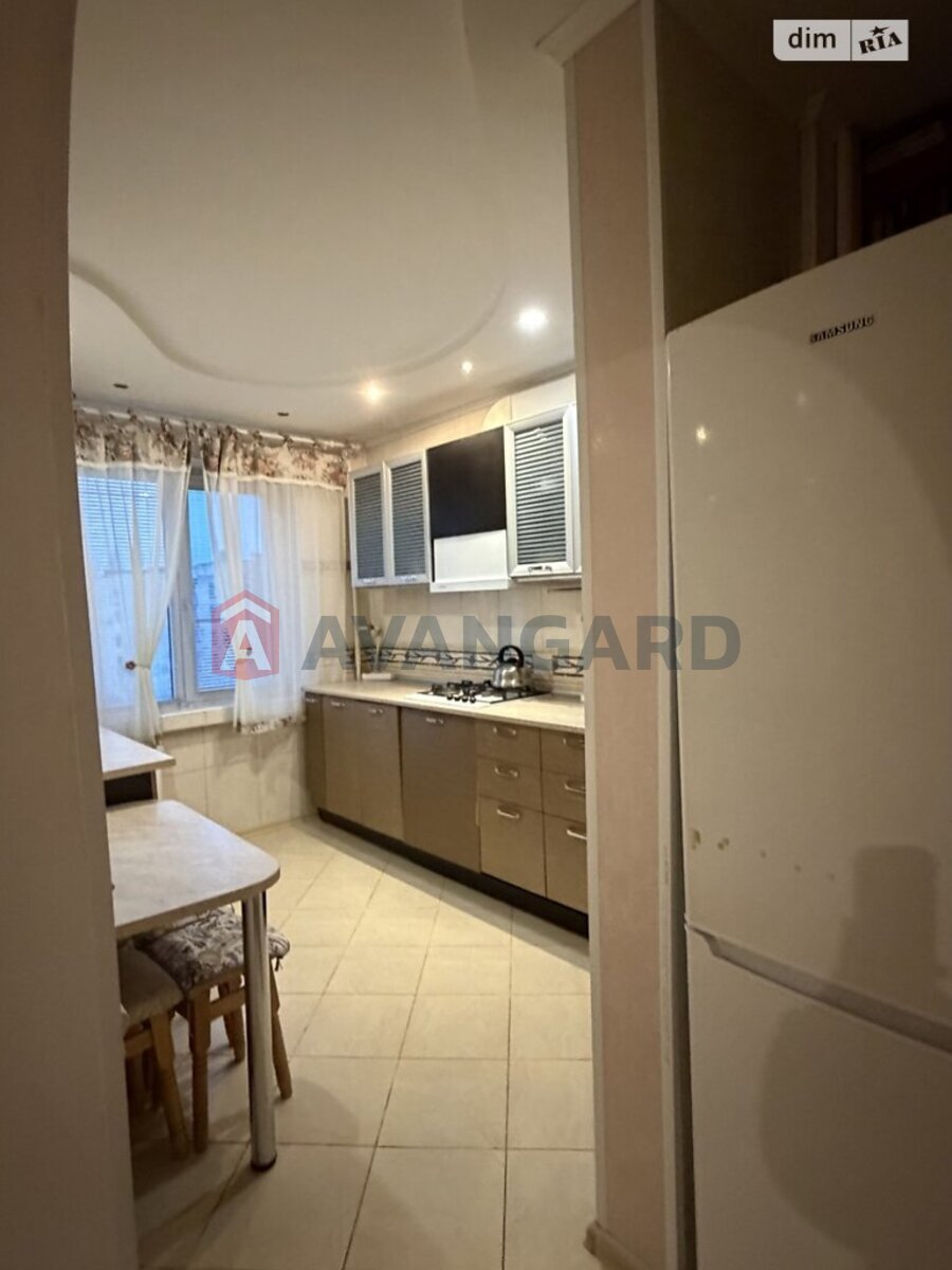 3 кім. квартира, 64/-/9 кв. м., 6/9 поверх фото 6 3 кім. квартира, 64/-/9 кв. м., 6/9 поверх фото 6