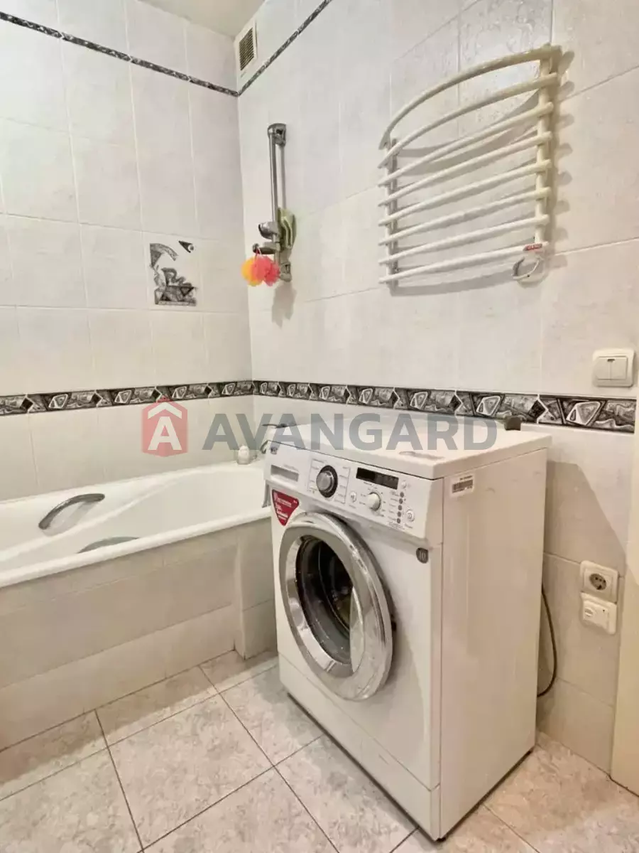 2 кім. квартира, 65/28/5 кв. м., 6/9 поверх фото 15 2 кім. квартира, 65/28/5 кв. м., 6/9 поверх фото 15