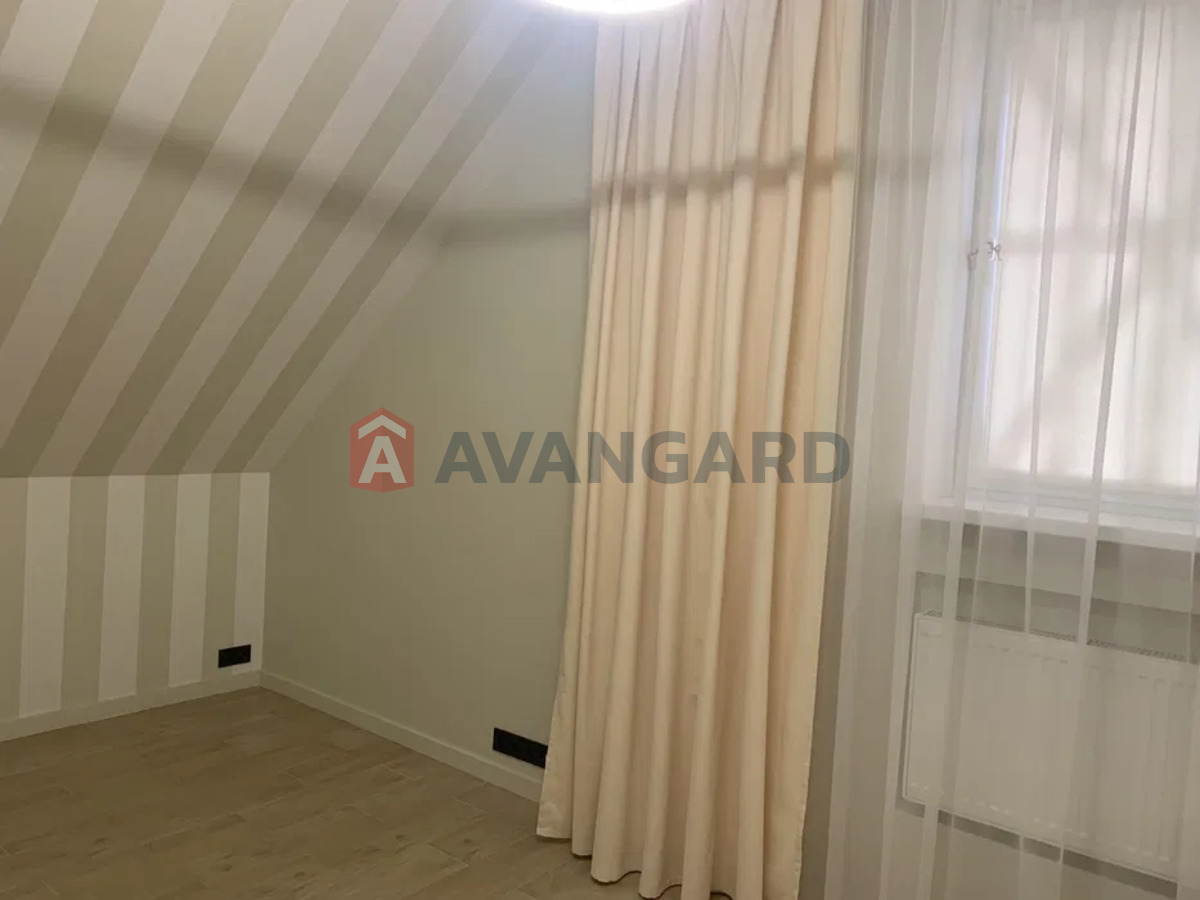 3 комн. квартира, 92/-/20 кв. м., 1/2 этаж фото 17 3 комн. квартира, 92/-/20 кв. м., 1/2 этаж фото 17