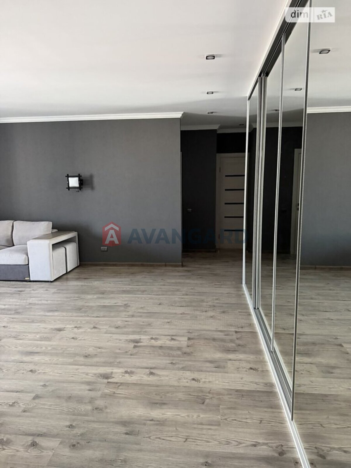 3 комн. квартира, 90/-/- кв. м., 8/10 этаж фото 14 3 комн. квартира, 90/-/- кв. м., 8/10 этаж фото 14