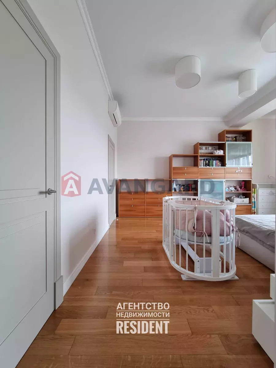3 кім. квартира, 130/-/30 кв. м., 12/14 поверх фото 17 3 кім. квартира, 130/-/30 кв. м., 12/14 поверх фото 17