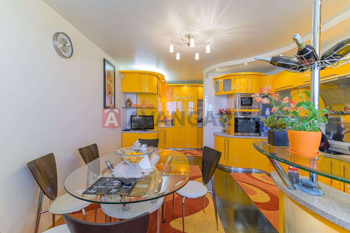 4 кім. квартира, 252.2 / 163.5 / 22.2 м? кв. м., 23/24 поверх фото 8 4 кім. квартира, 252.2 / 163.5 / 22.2 м? кв. м., 23/24 поверх фото 8