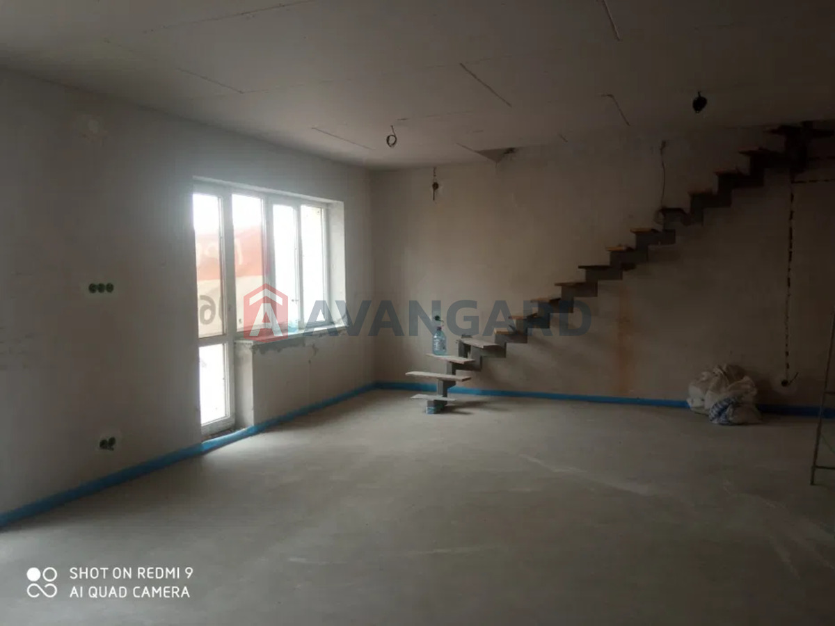 4 кім. квартира, 153/-/27 кв. м., 4/4 поверх фото 6 4 кім. квартира, 153/-/27 кв. м., 4/4 поверх фото 6