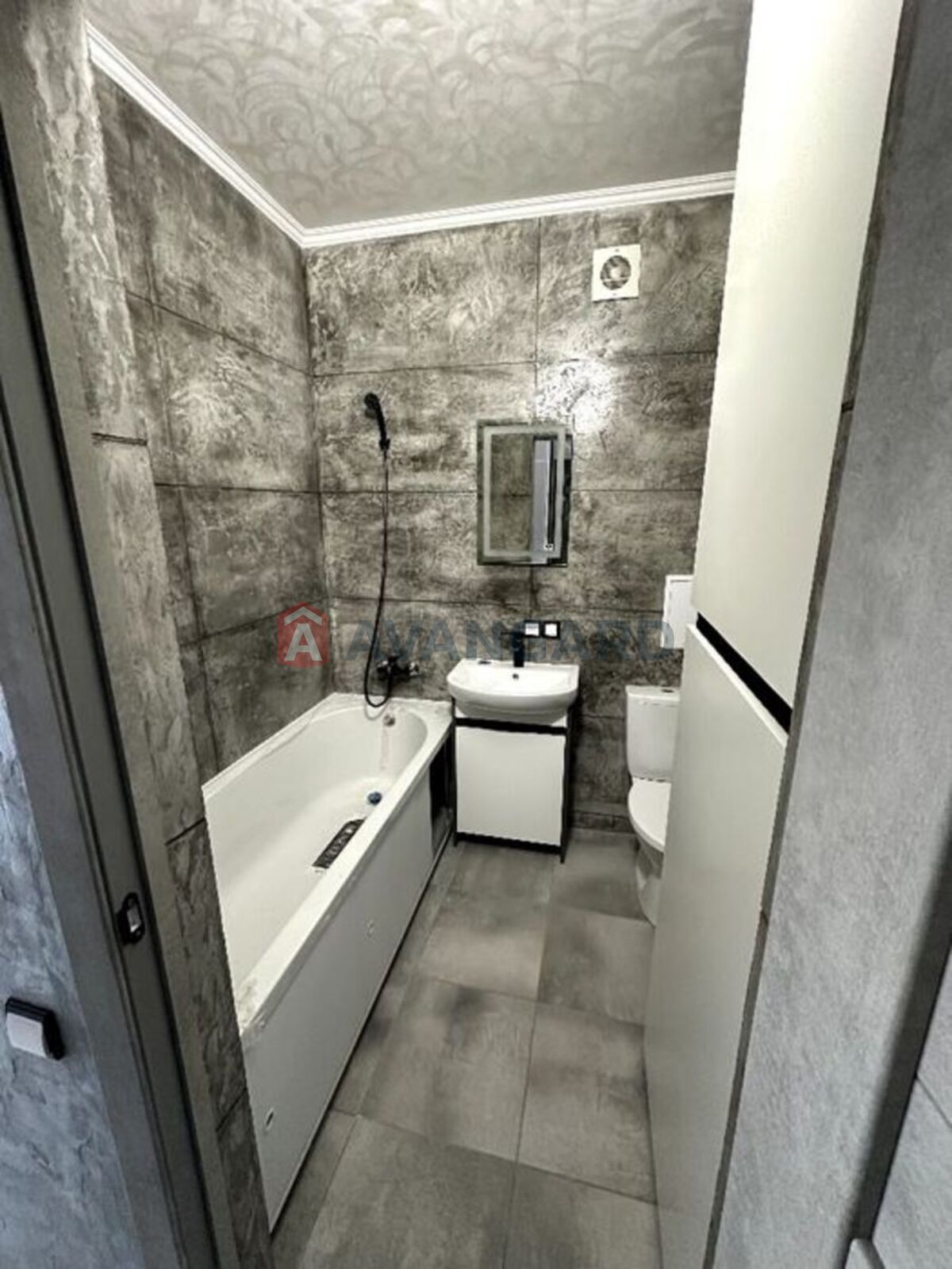 1 кім. квартира, 42/-/12 кв. м., 2/6 поверх фото 10 1 кім. квартира, 42/-/12 кв. м., 2/6 поверх фото 10