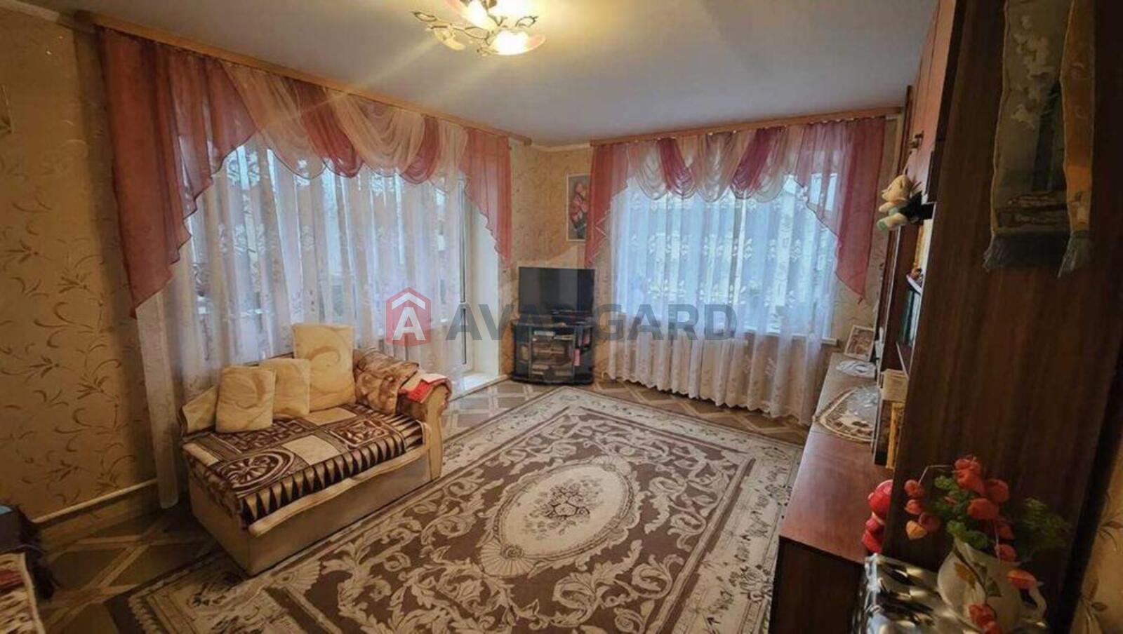 1 комн. квартира, 42/-/10 кв. м., 1/5 этаж фото 3 1 комн. квартира, 42/-/10 кв. м., 1/5 этаж фото 3