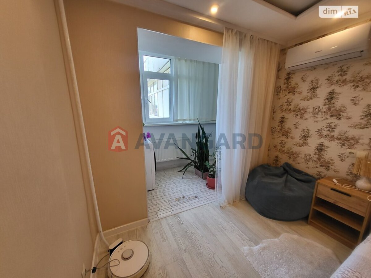 3 комн. квартира, 90/45/10 кв. м., 6/9 этаж фото 4 3 комн. квартира, 90/45/10 кв. м., 6/9 этаж фото 4
