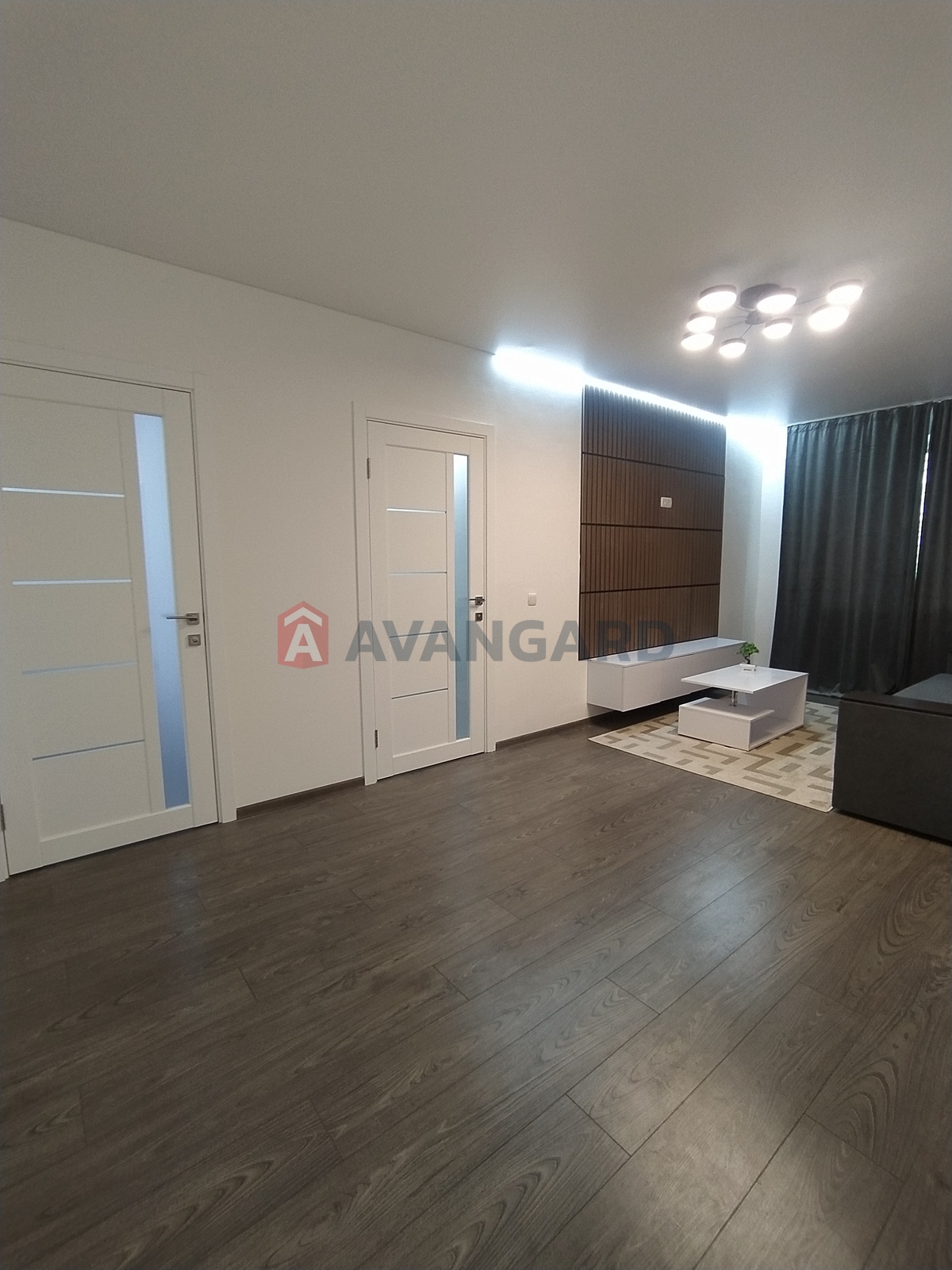 3 кім. квартира, 73/-/10 кв. м., 1/10 поверх фото 2 3 кім. квартира, 73/-/10 кв. м., 1/10 поверх фото 2