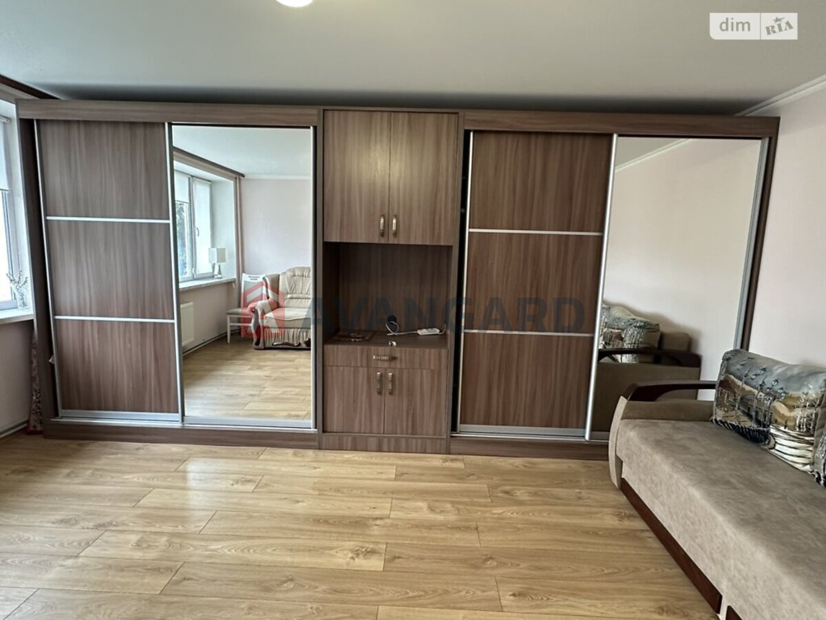 2 комн. квартира, 70.3/40/21 кв. м., 1/9 этаж фото 17 2 комн. квартира, 70.3/40/21 кв. м., 1/9 этаж фото 17