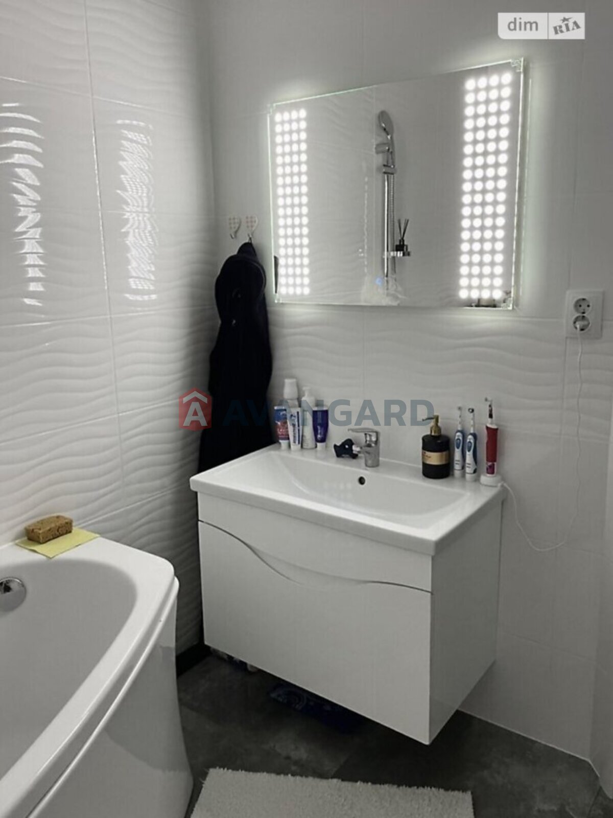 2 кім. квартира, 67/-/- кв. м., 11/12 поверх фото 8 2 кім. квартира, 67/-/- кв. м., 11/12 поверх фото 8