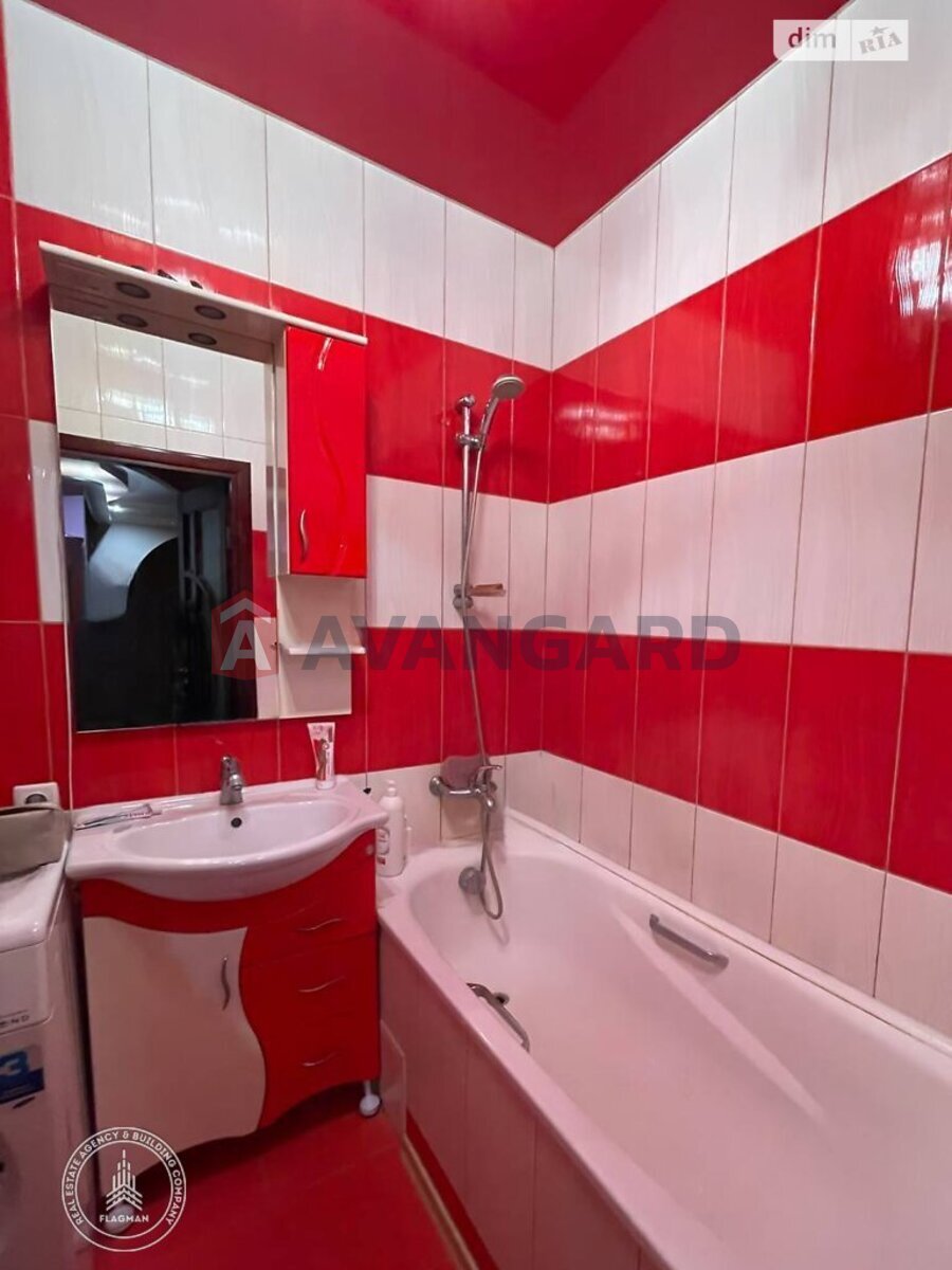 3 комн. квартира, 97/-/20 кв. м., 5/9 этаж фото 10 3 комн. квартира, 97/-/20 кв. м., 5/9 этаж фото 10