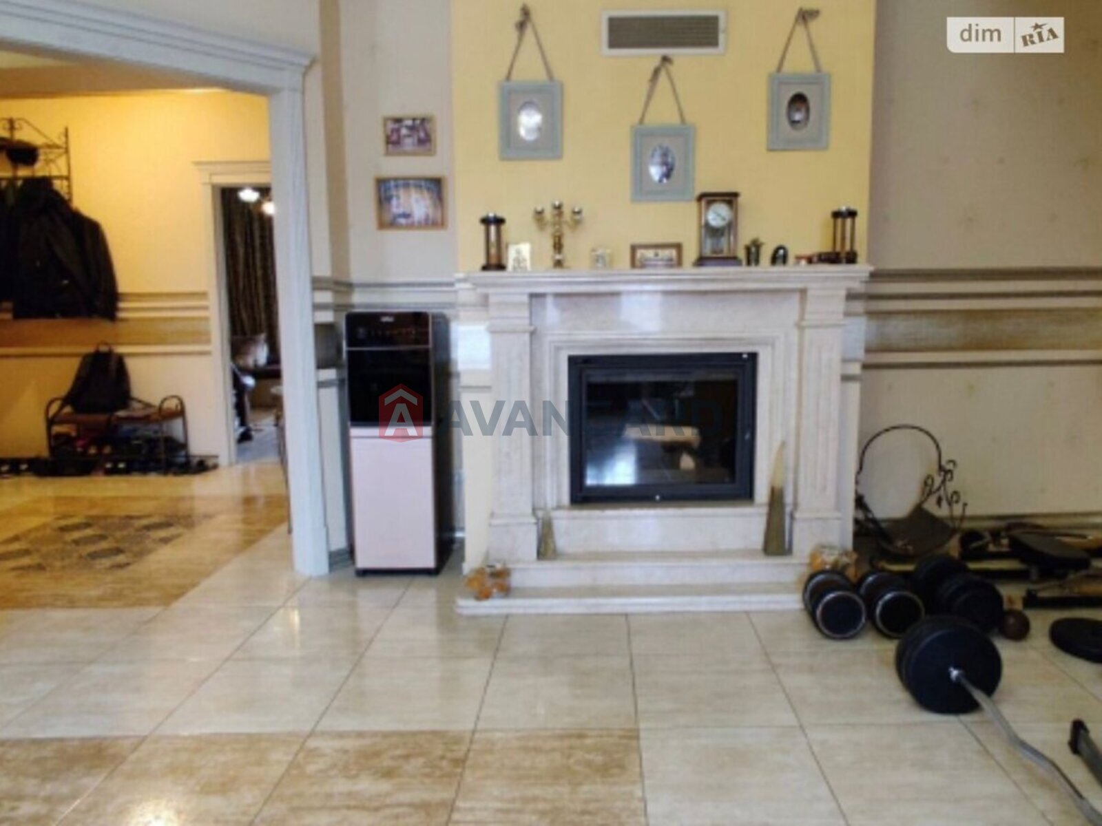 4 комн. квартира, 210/200/23 кв. м., 3/4 этаж фото 6 4 комн. квартира, 210/200/23 кв. м., 3/4 этаж фото 6