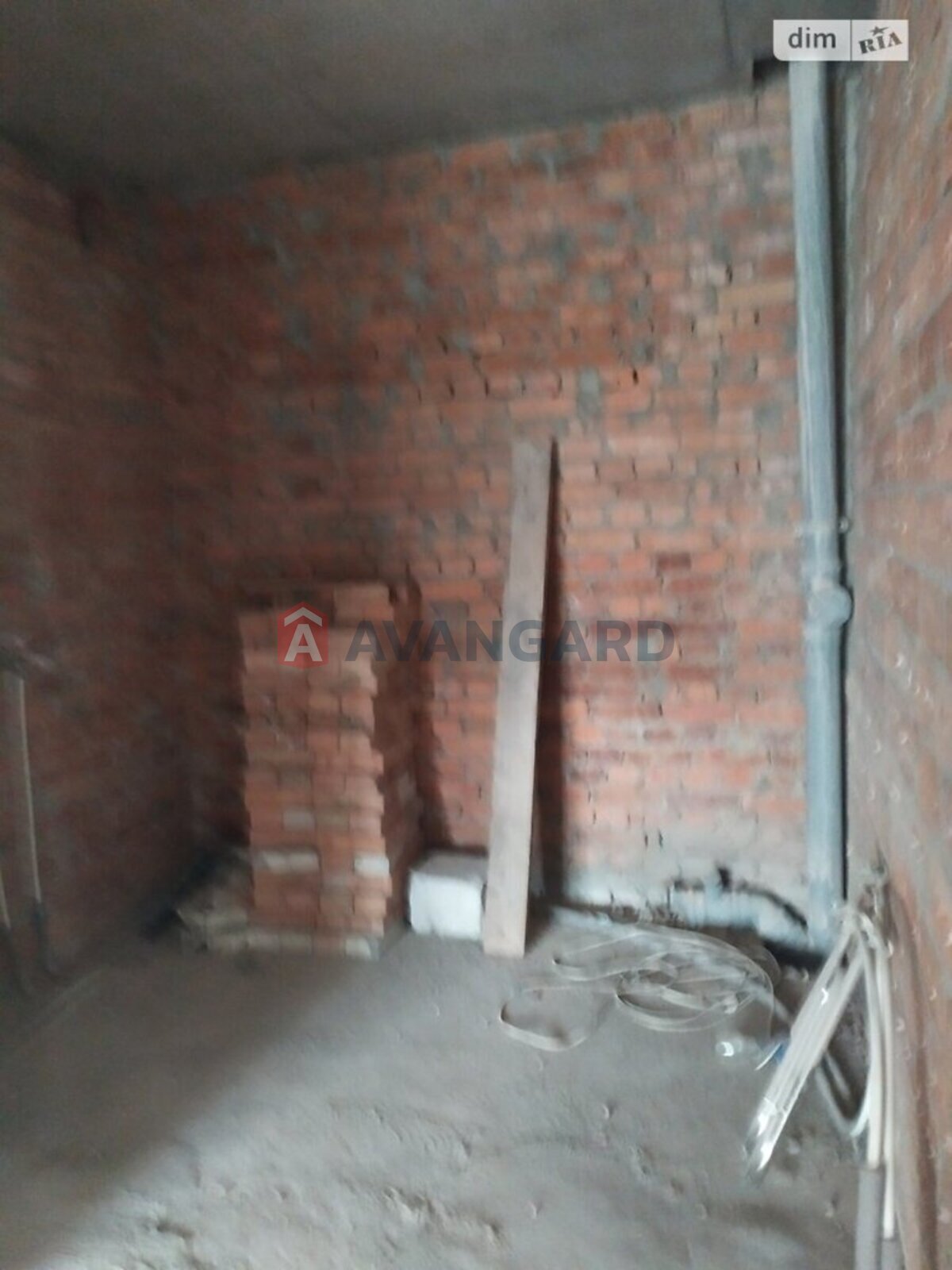 1 кім. квартира, 180/-/- кв. м., 2/5 поверх фото 2 1 кім. квартира, 180/-/- кв. м., 2/5 поверх фото 2