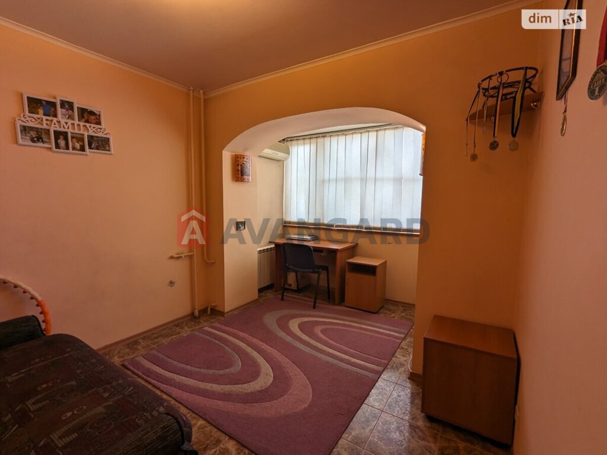 3 кім. квартира, 66/42/8 кв. м., 9/12 поверх фото 11 3 кім. квартира, 66/42/8 кв. м., 9/12 поверх фото 11