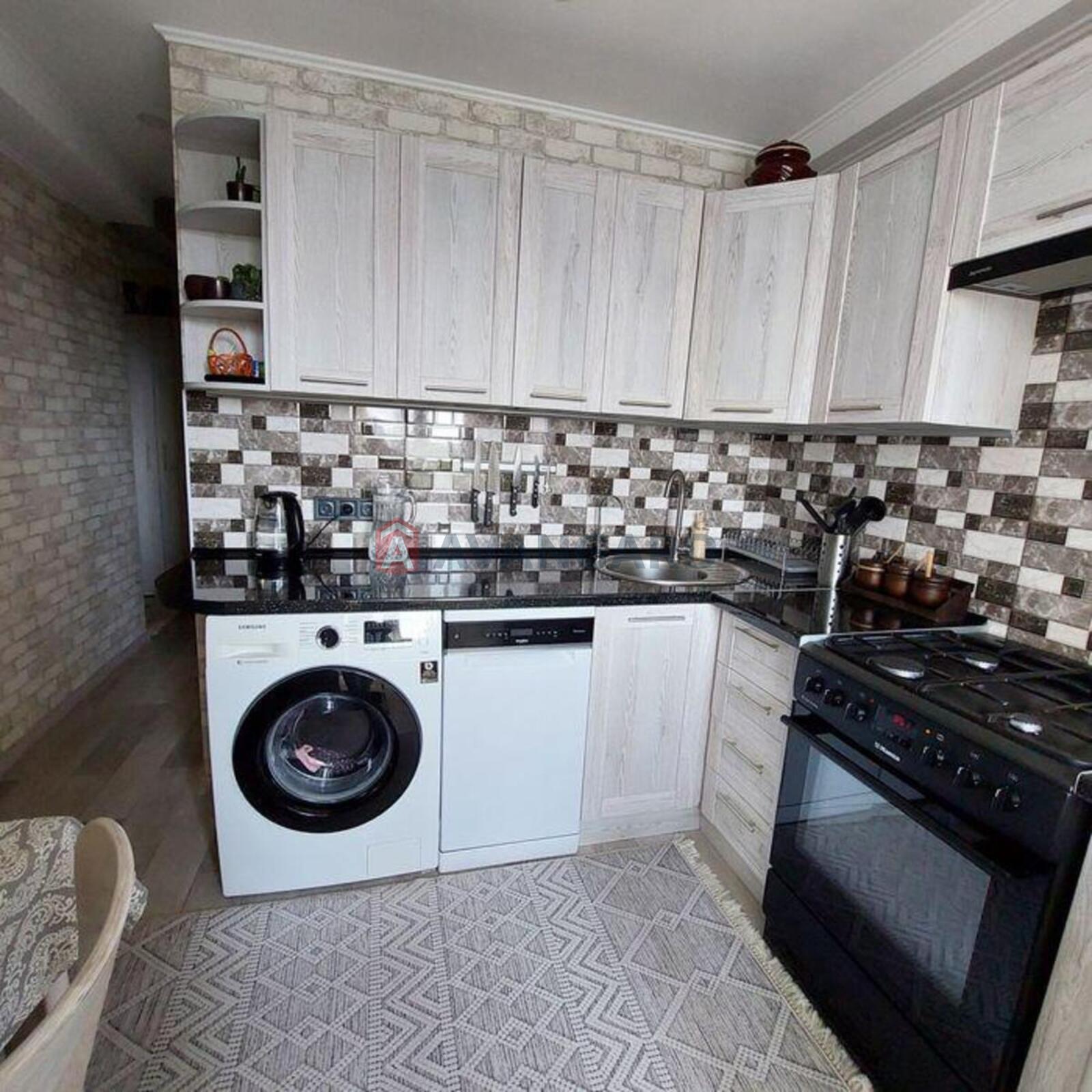 3 кім. квартира, 60/-/7 кв. м., 9/9 поверх фото 8 3 кім. квартира, 60/-/7 кв. м., 9/9 поверх фото 8