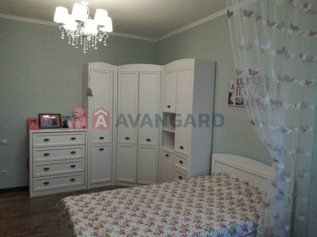 3 кім. квартира, 93/-/17 кв. м., 7/8 поверх фото 1 3 кім. квартира, 93/-/17 кв. м., 7/8 поверх фото 1