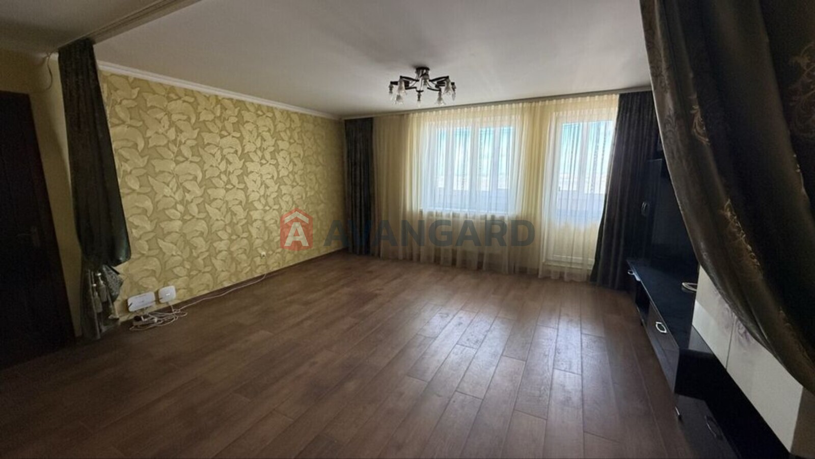 5 кім. квартира, 170/-/12 кв. м., 13/17 поверх фото 6 5 кім. квартира, 170/-/12 кв. м., 13/17 поверх фото 6