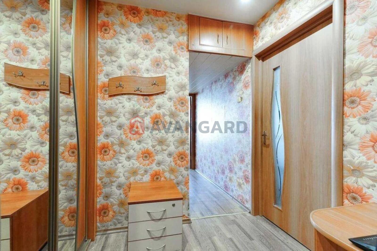 1 комн. квартира, 42/-/10 кв. м., 1/5 этаж фото 1 1 комн. квартира, 42/-/10 кв. м., 1/5 этаж фото 1
