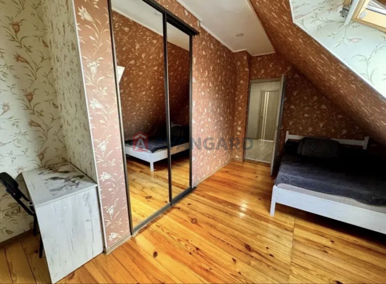 4 комн. квартира, 113/-/5 кв. м., 3/3 этаж фото 5 4 комн. квартира, 113/-/5 кв. м., 3/3 этаж фото 5