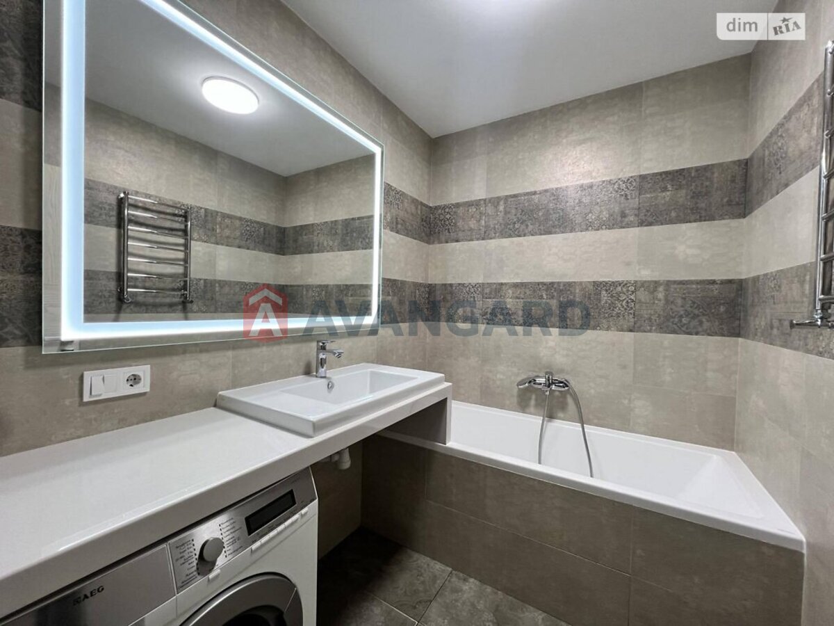 4 кім. квартира, 127/-/13 кв. м., 8/10 поверх фото 11 4 кім. квартира, 127/-/13 кв. м., 8/10 поверх фото 11