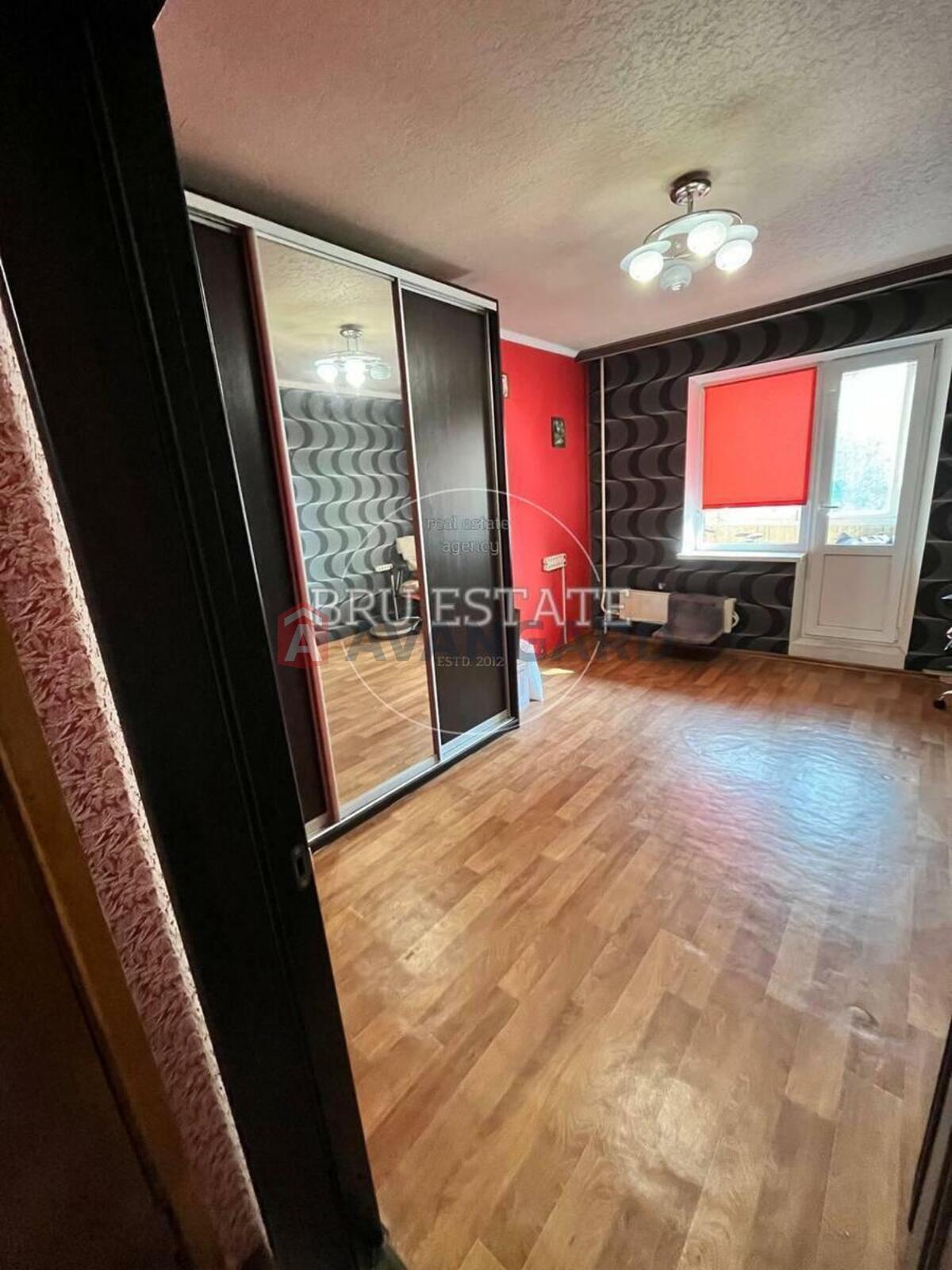 3 комн. квартира, 72/42/7 кв. м., 2/10 этаж фото 1 3 комн. квартира, 72/42/7 кв. м., 2/10 этаж фото 1