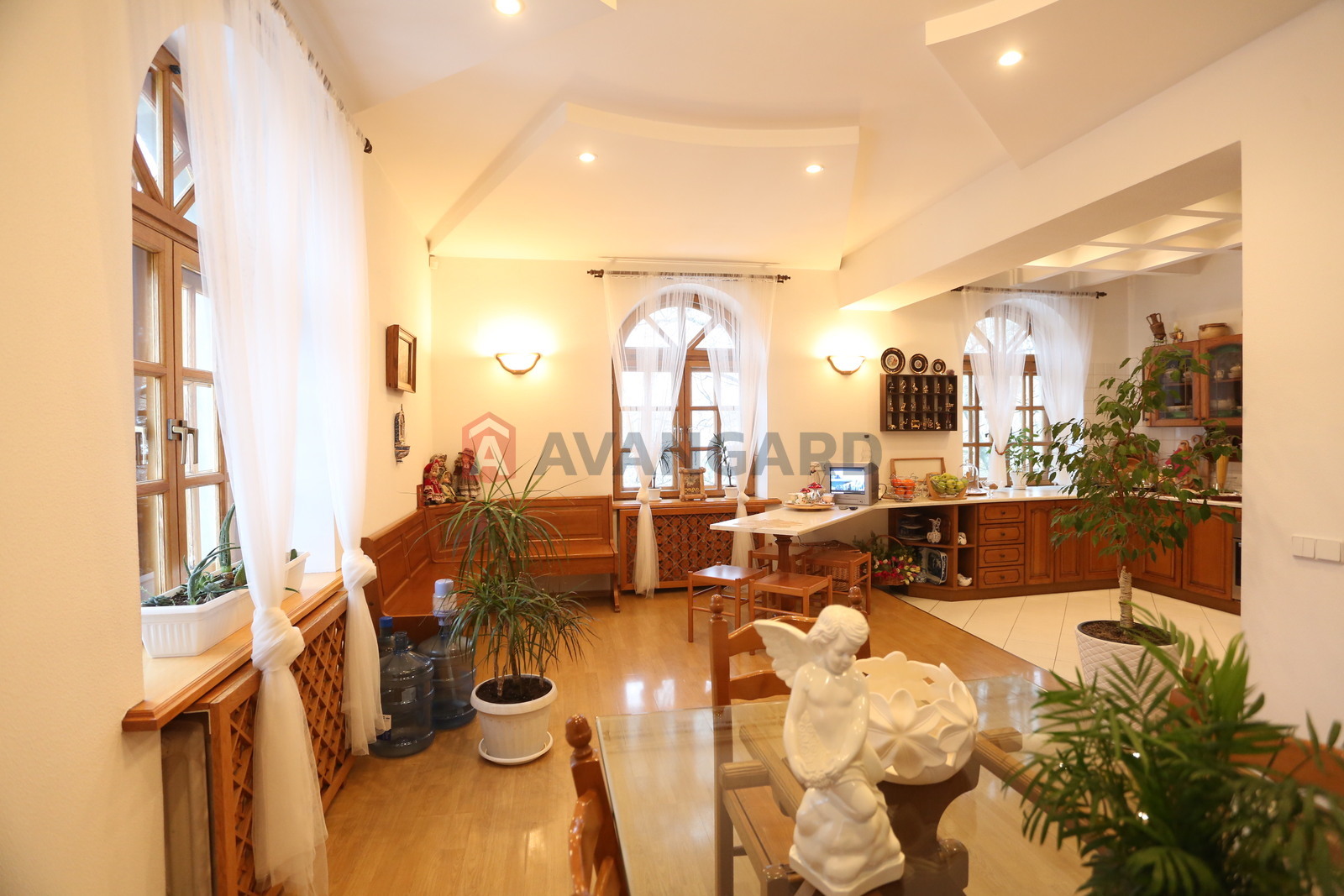 5 кім. квартира, 150/100/15 кв. м., 5/5 поверх фото 1 5 кім. квартира, 150/100/15 кв. м., 5/5 поверх фото 1