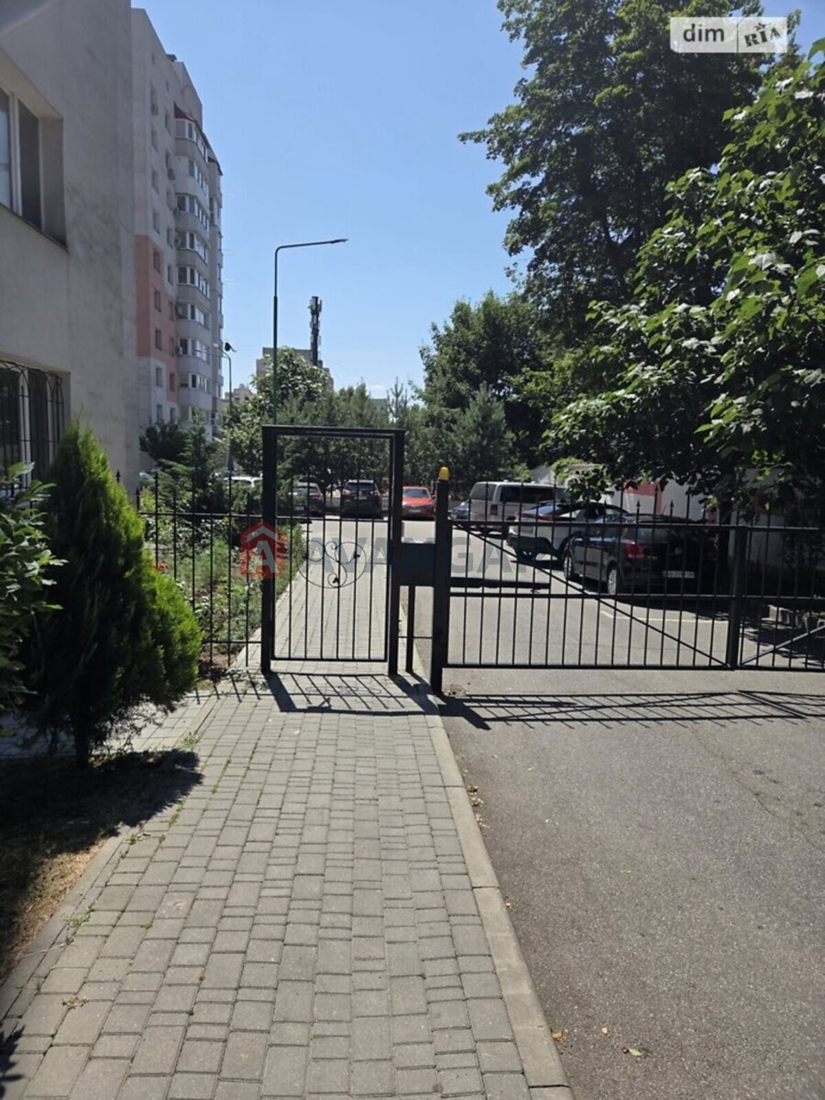 3 кім. квартира, 120/80/18 кв. м., 2/10 поверх фото 4 3 кім. квартира, 120/80/18 кв. м., 2/10 поверх фото 4