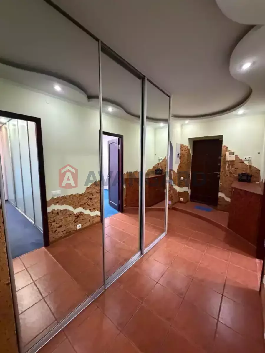 3 кім. квартира, 110/63/20 кв. м., 2/9 поверх фото 24 3 кім. квартира, 110/63/20 кв. м., 2/9 поверх фото 24