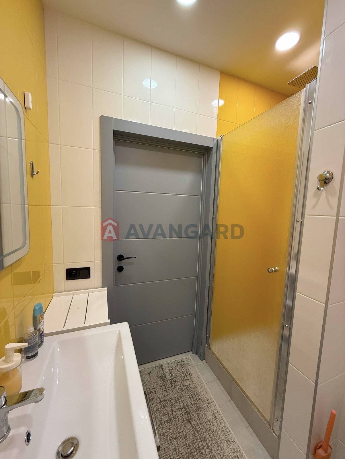 3 кім. квартира, 90/69/18 кв. м., 9/9 поверх фото 20 3 кім. квартира, 90/69/18 кв. м., 9/9 поверх фото 20