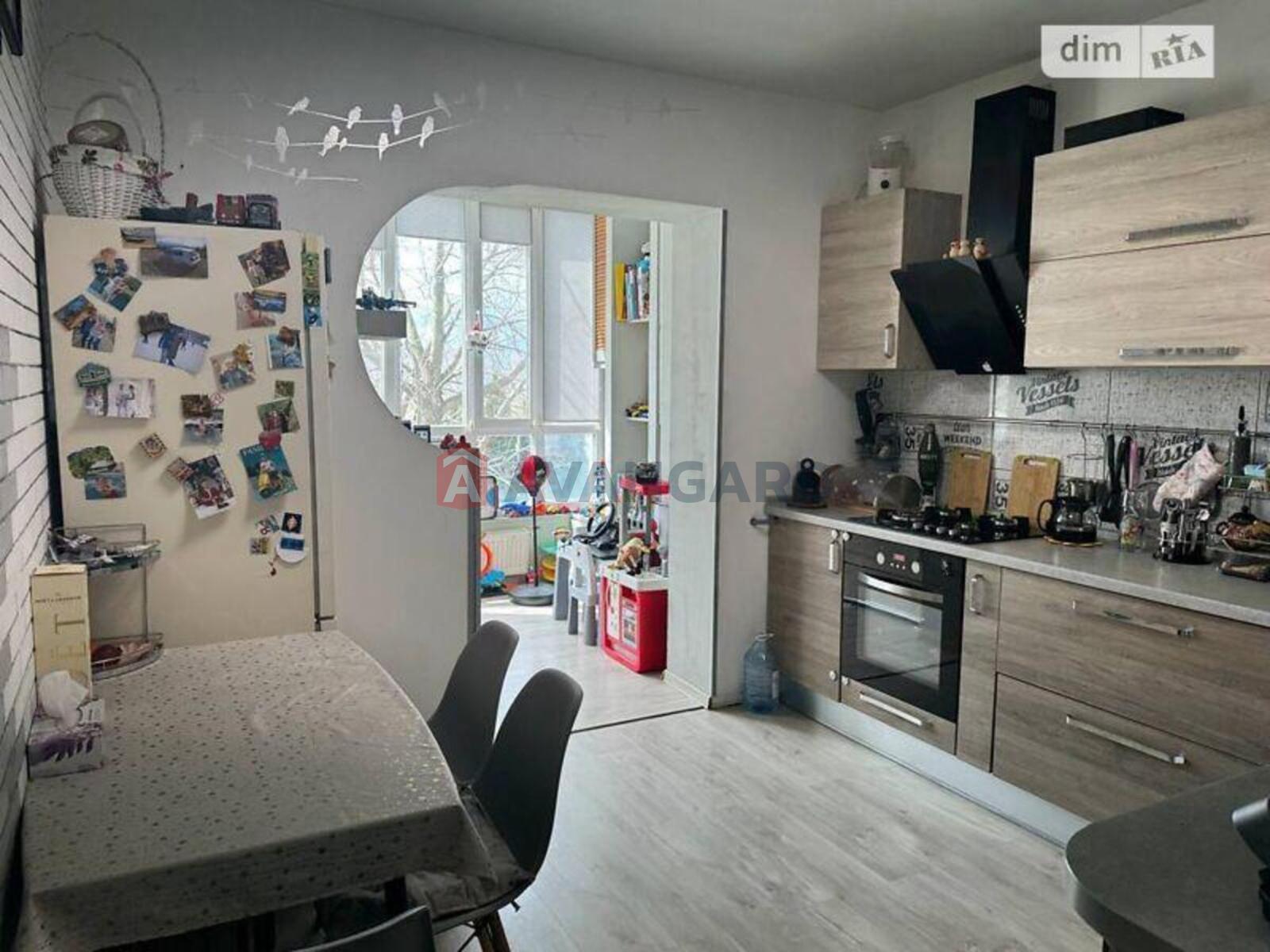 1 кім. квартира, 42/16/18 кв. м., 1/10 поверх фото 4 1 кім. квартира, 42/16/18 кв. м., 1/10 поверх фото 4