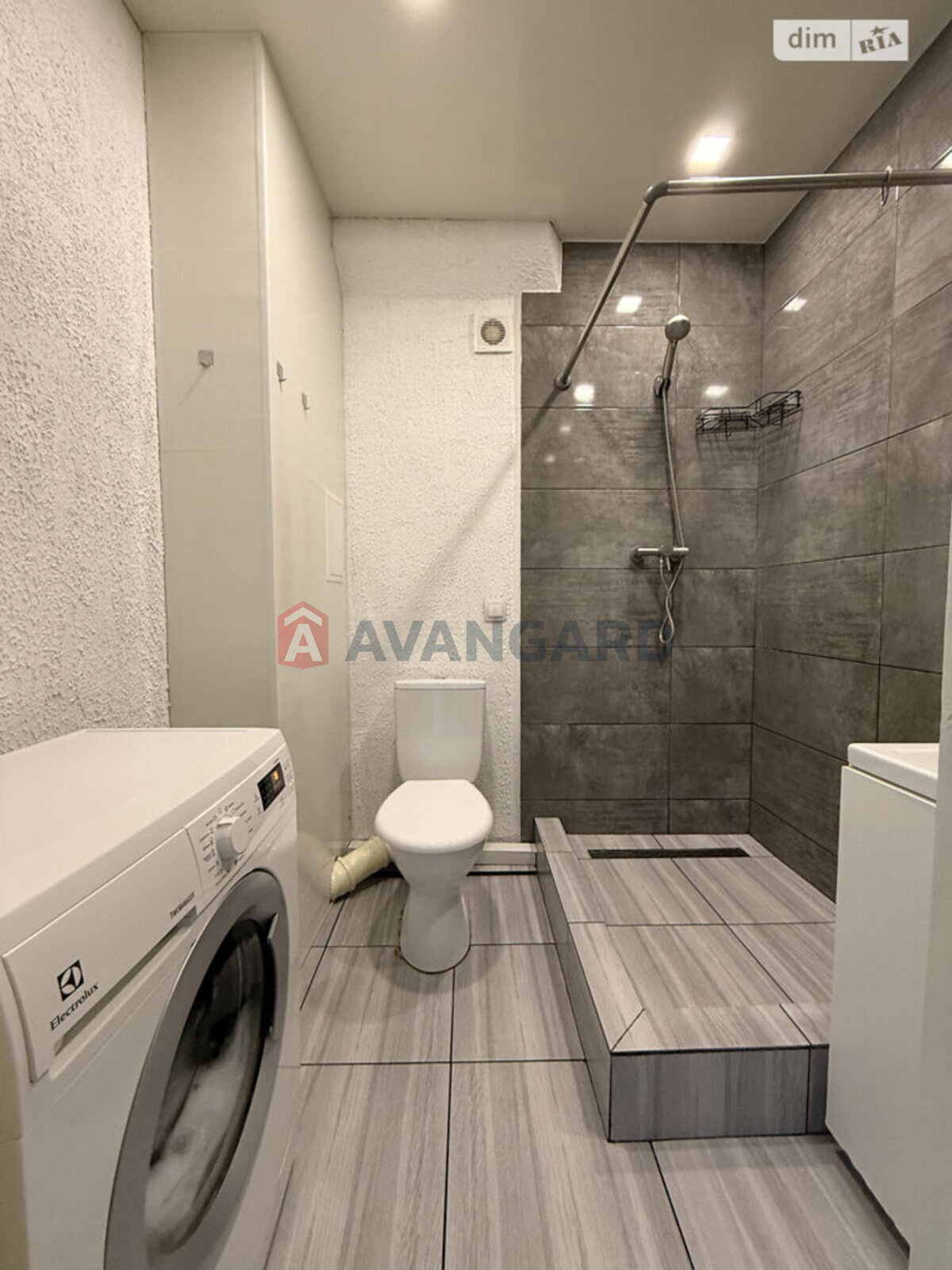 1 кім. квартира, 36/-/- кв. м., 6/9 поверх фото 3 1 кім. квартира, 36/-/- кв. м., 6/9 поверх фото 3