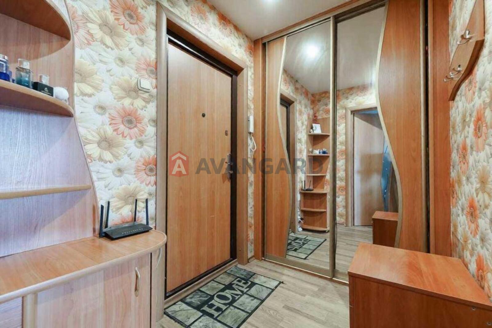 1 комн. квартира, 42/-/10 кв. м., 1/5 этаж фото 2 1 комн. квартира, 42/-/10 кв. м., 1/5 этаж фото 2
