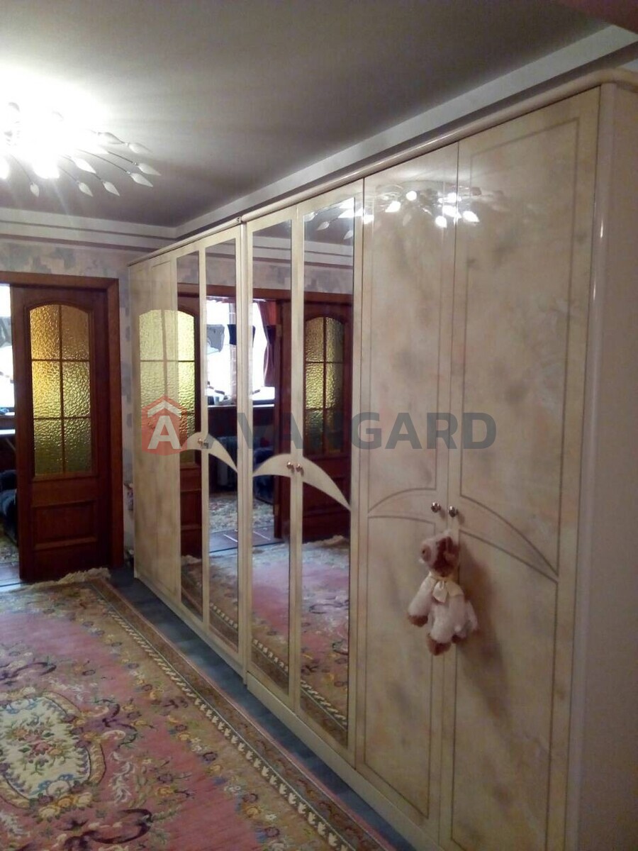 5 комн. квартира, 180/-/- кв. м., 4/5 этаж фото 6 5 комн. квартира, 180/-/- кв. м., 4/5 этаж фото 6